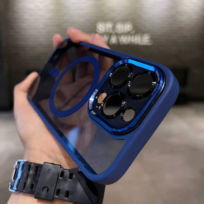 Funda magnética transparente con bordes de silicona para iPhone.